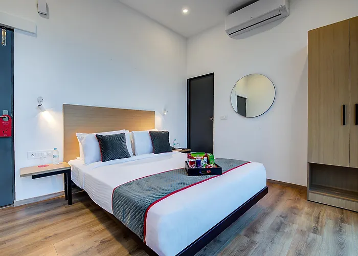 Oyo Townhouse 59 Magarpatta