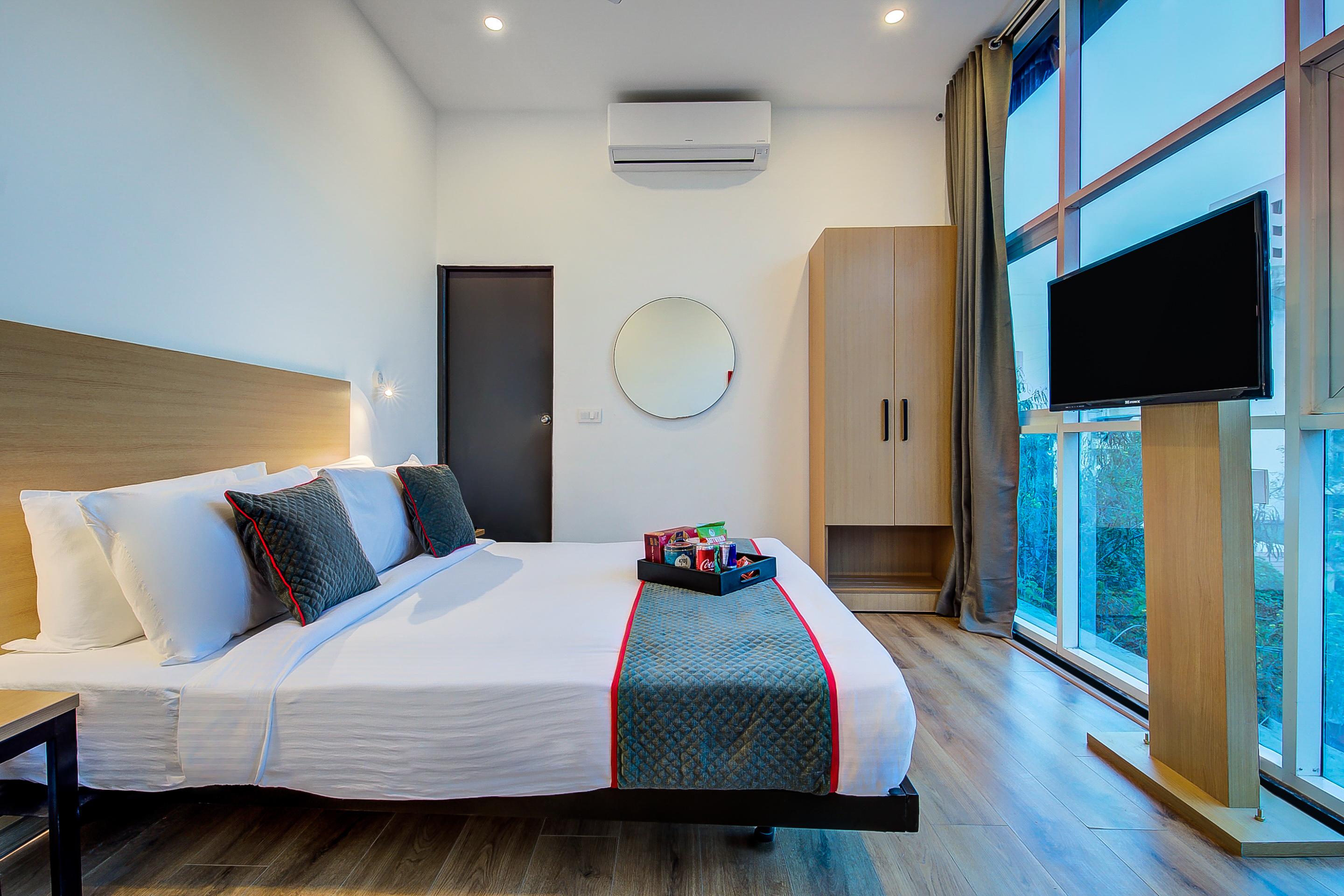 Oyo Townhouse 59 Magarpatta Hotel Pune