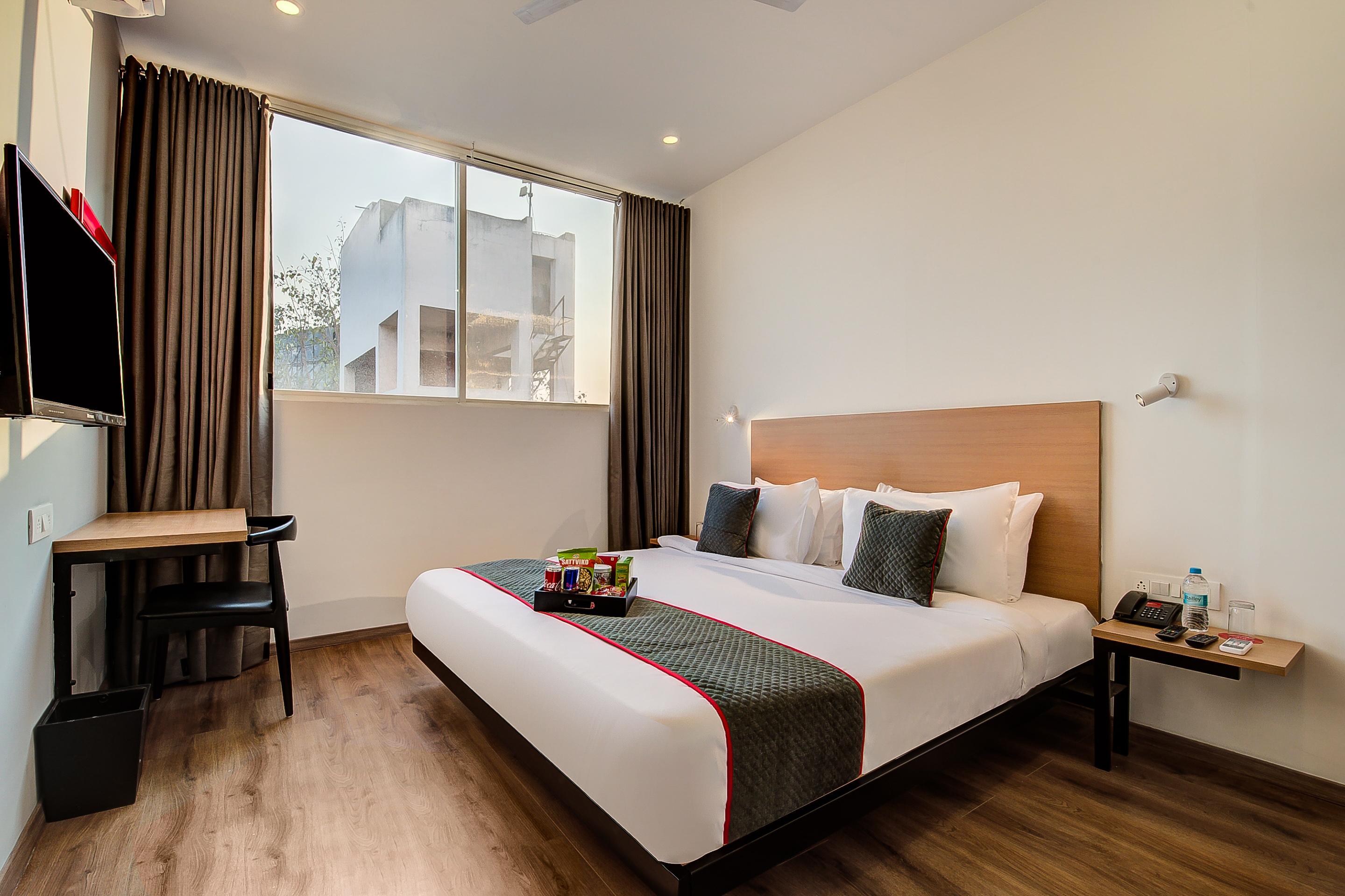 Oyo Townhouse 59 Magarpatta Hotel Pune