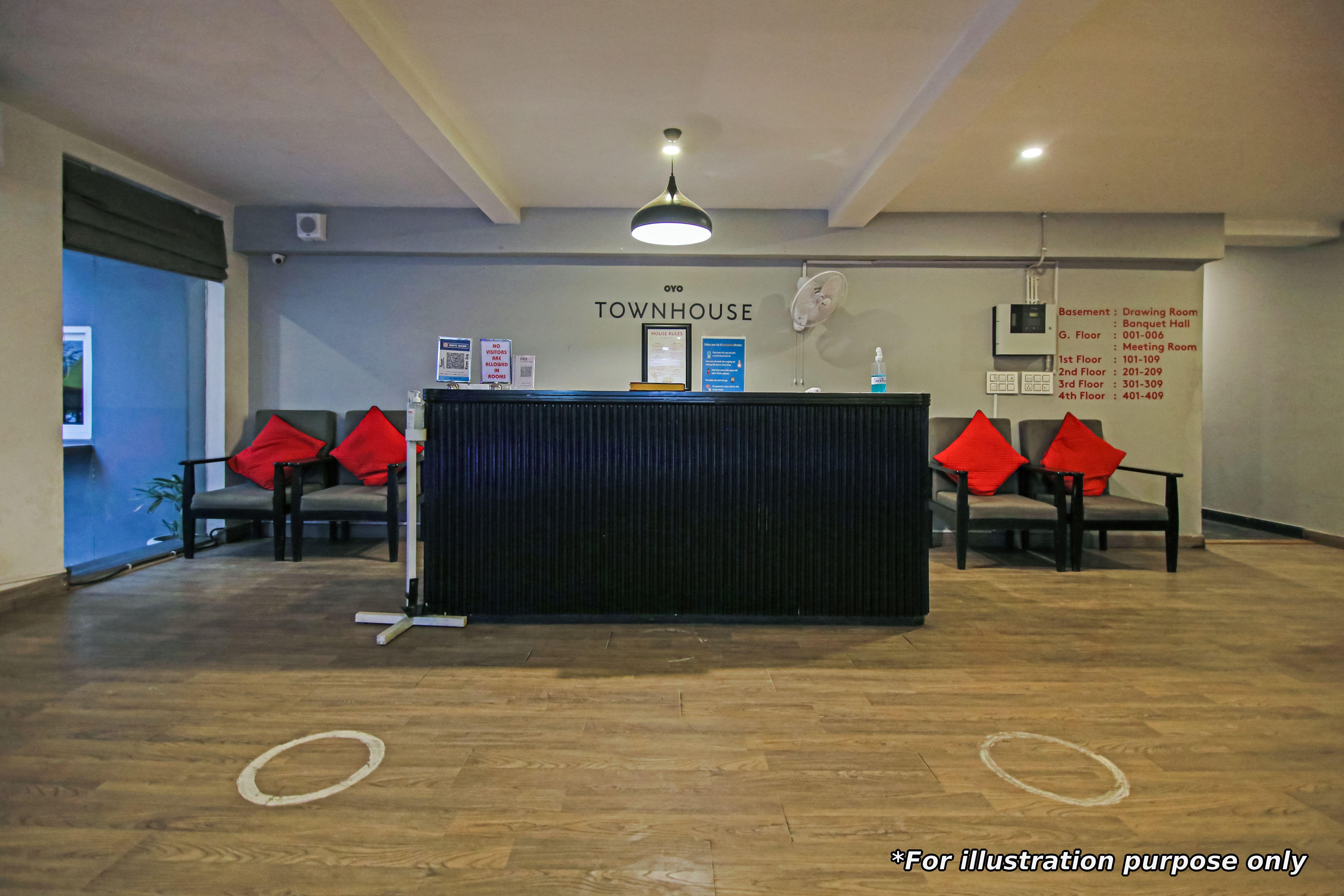 Oyo Townhouse 59 Magarpatta