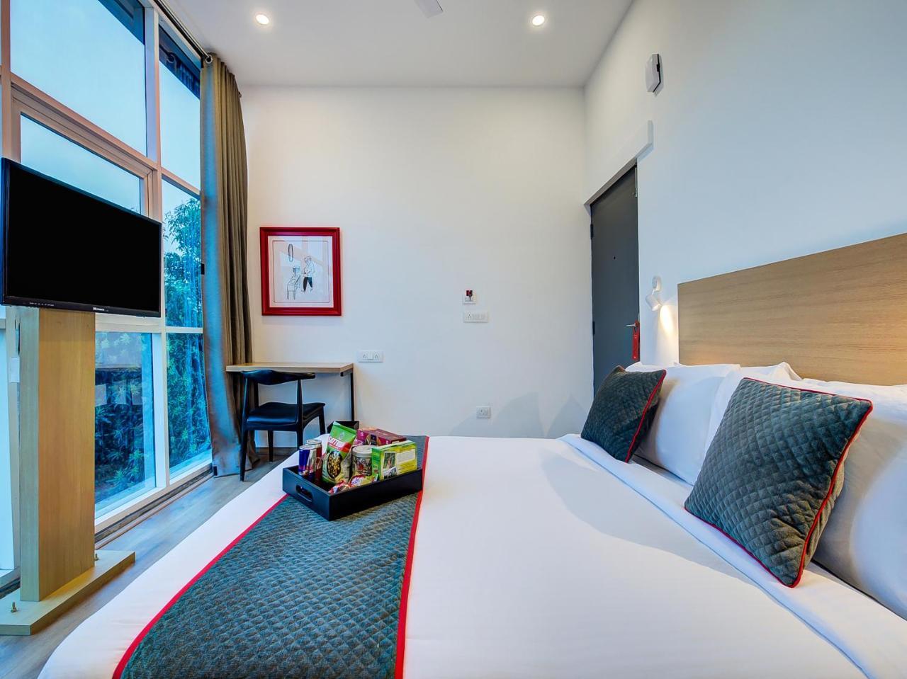 Oyo Townhouse 59 Magarpatta 3* Pune