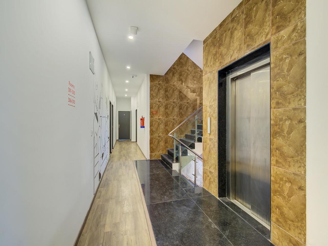 Hotel Oyo Townhouse 59 Magarpatta Pune