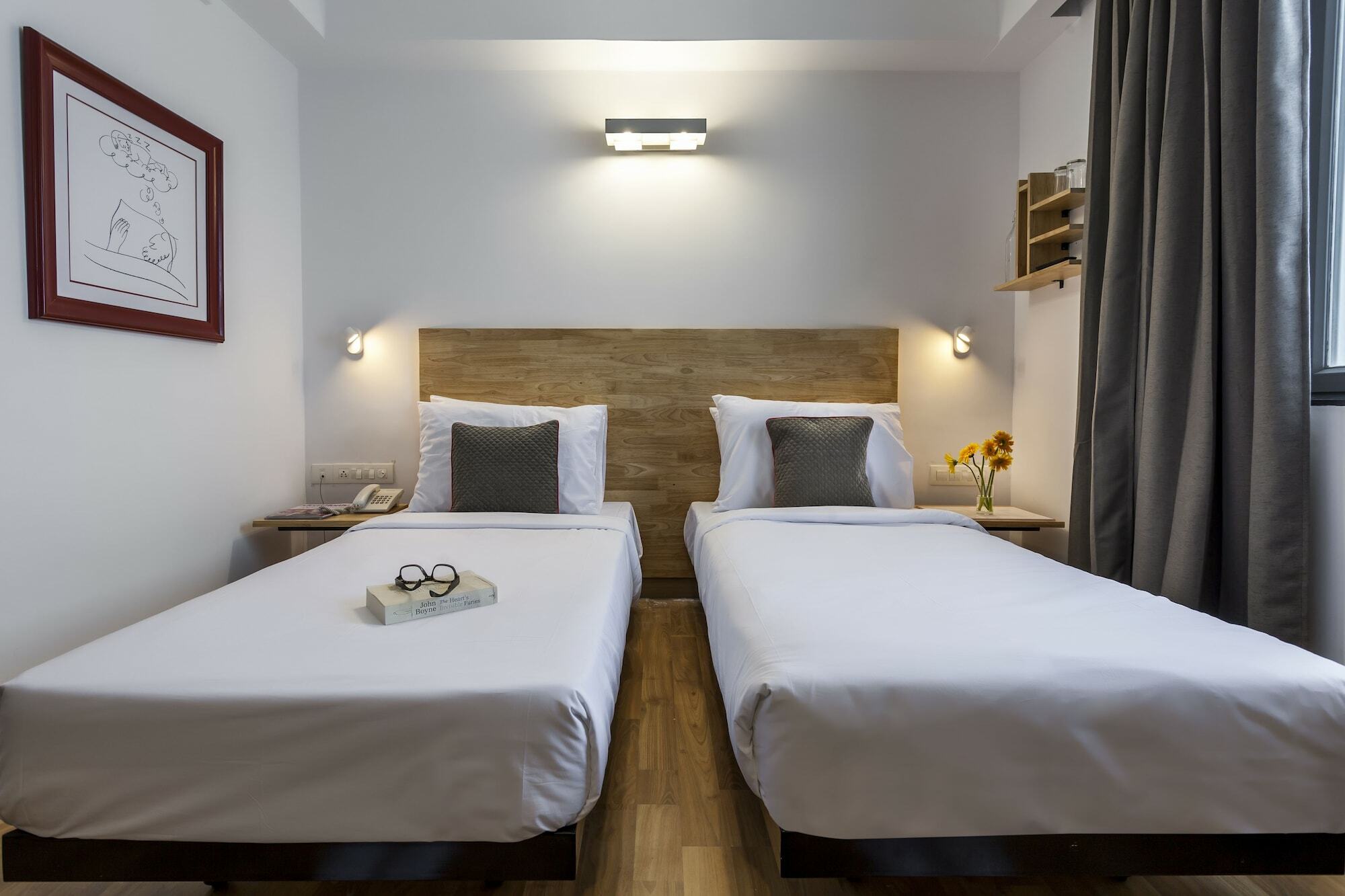 Oyo Townhouse 59 Magarpatta Hotel